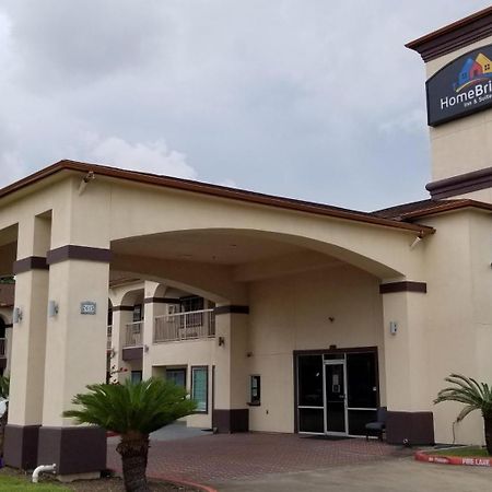 Homebridge Inn And Suites Beaumont Exterior photo