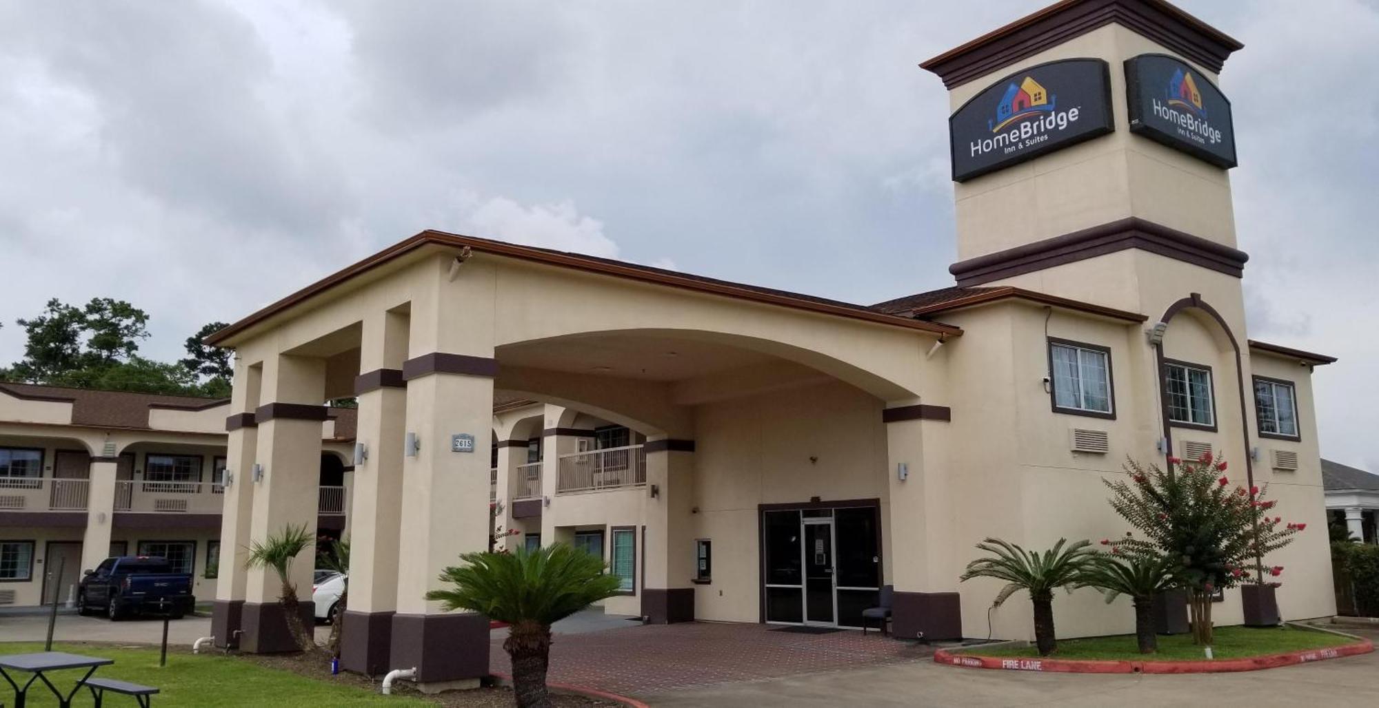 Homebridge Inn And Suites Beaumont Exterior photo